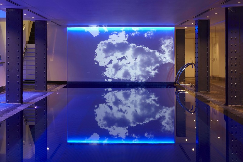use-pool_clouds