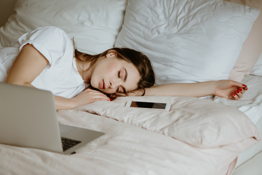 6 Tips For Restful Sleep If You Have Adrenal Fatigue