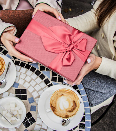 5 Gift Ideas for Your Best Girlfriend